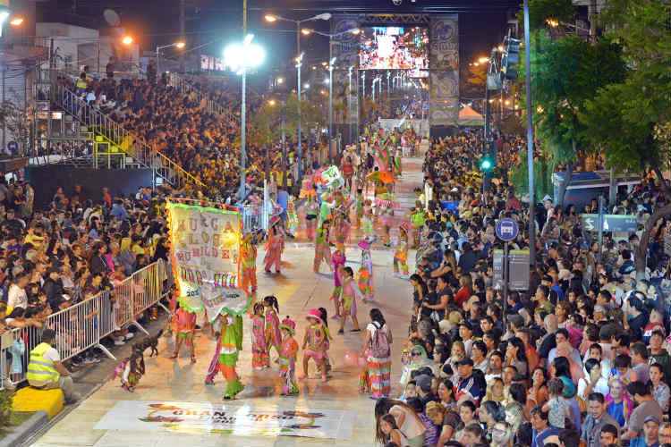 160.000 personas disfrutaron las primeras dos noches del Gran Corso Familiar de San Fernando 160.000 personas disfrutaron las primeras dos noches del Gran Corso Familiar de San Fernando