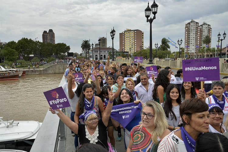 Tigre realizó su primera marcha a favor de la igualdad de género