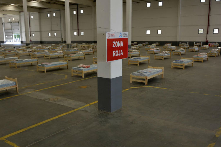 Zamora también presentó el nuevo Centro de Aislamiento de Emergencias de Tigre, ubicado en Troncos del Talar, un espacio de 11.000 metros cuadrados cedido por un empresario. Zamora también presentó el nuevo Centro de Aislamiento de Emergencias de Tigre, ubicado en Troncos del Talar, un espacio de 11.000 metros cuadrados cedido por un empresario.