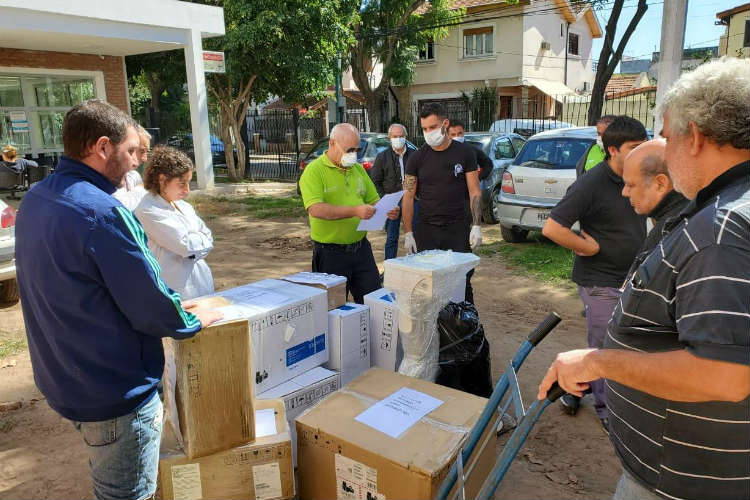 Entregan insumos y equipamiento al hospital Cetrángolo de Vicente López