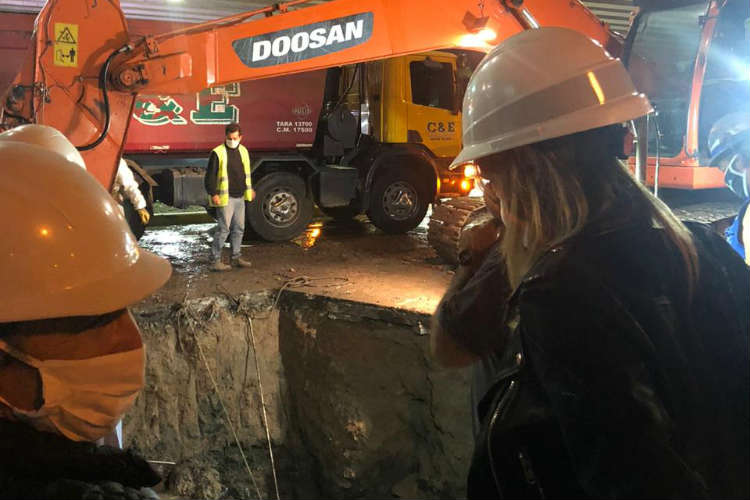 Malena Galmarini recorrió la obra de reparación de grandes conductos que AySA realiza en Pacheco Malena Galmarini recorrió la obra de reparación de grandes conductos que AySA realiza en Pacheco