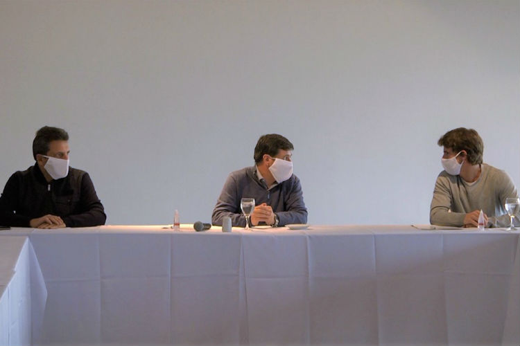Intendentes de la Primera Sección se reunieron en San Fernando con Arroyo y Massa para coordinar asistencias por coronavirus Intendentes de la Primera Sección se reunieron en San Fernando con Arroyo y Massa para coordinar asistencias por coronavirus