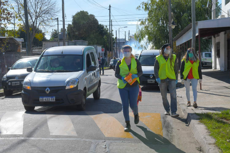 San Fernando continúa la prevención del dengue con fumigación, repelentes e información