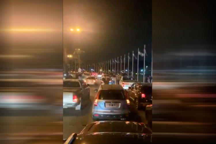 La marcha se realizó en vehículos particulares desde el Barrio Santa Teresa hasta la estación de Tigre. Fuerte repudio de la Asamblea de Dique Luján y Villa la Ñata. La marcha se realizó en vehículos particulares desde el Barrio Santa Teresa hasta la estación de Tigre. Fuerte repudio de la Asamblea de Dique Luján y Villa la Ñata.