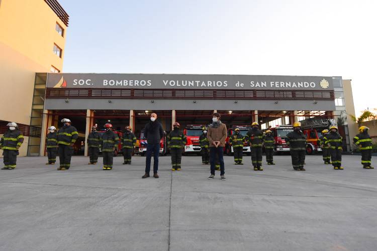 Juan Andreotti acompañó a los Bomberos de San Fernando en su día Juan Andreotti acompañó a los Bomberos de San Fernando en su día