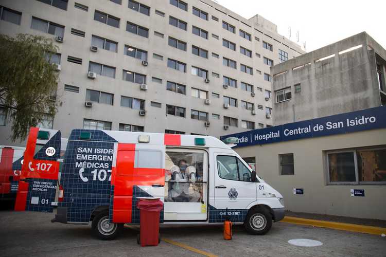 San Isidro: Cómo son las ambulancias adaptadas para hacer hisopados por Coronavirus