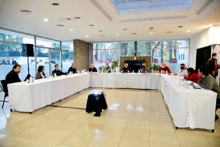 y el intendente Julio Zamora.