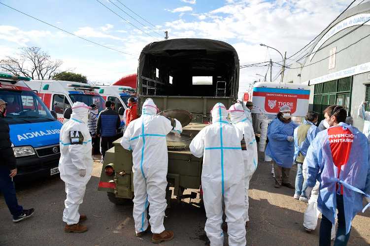 El Ejército entregó viandas para más de mil familias en el barrio San Jorge de Tigre