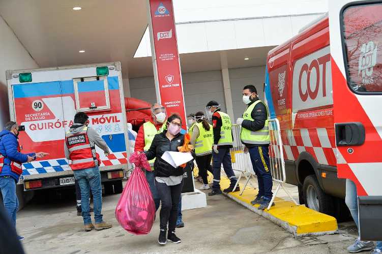 Veintisiete vecinos del barrio San Jorge de Tigre superaron el coronavirus y pudieron volver a sus casas Veintisiete vecinos del barrio San Jorge de Tigre superaron el coronavirus y pudieron volver a sus casas