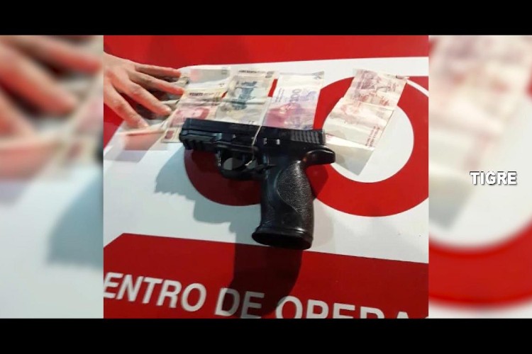 Las cámaras de Tigre detectaron a un sospechoso con réplica de arma de fuego en la vía pública Las cámaras de Tigre detectaron a un sospechoso con réplica de arma de fuego en la vía pública