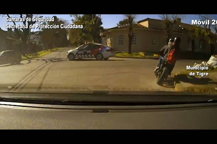 Conducían una moto robada en Don Torcuato intentaron escapar y fueron detenidos Conducían una moto robada en Don Torcuato intentaron escapar y fueron detenidos