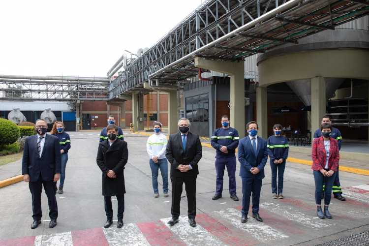 Relanzan Ahora 12 y Ahora 18 con tres meses de gracia y nuevos rubros
