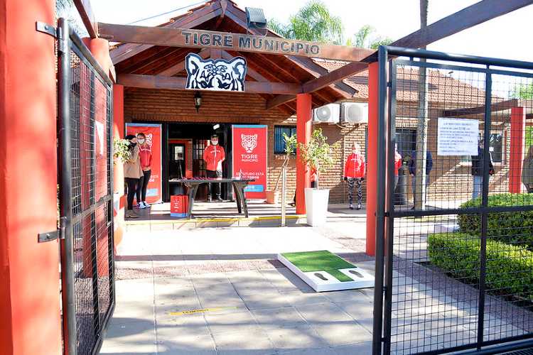 Los polideportivos de Tigre ya abrieron para realizar deportes individuales Los polideportivos de Tigre ya abrieron para realizar deportes individuales