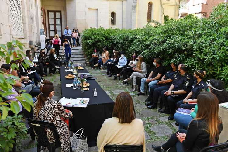 La Mesa de Género de San Fernando mantuvo un segundo encuentro para tratar la violencia hacia la mujer 