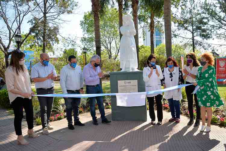 La Escuela Primaria N°3 de Tigre festejó su 150 aniversario La Escuela Primaria N°3 de Tigre festejó su 150 aniversario
