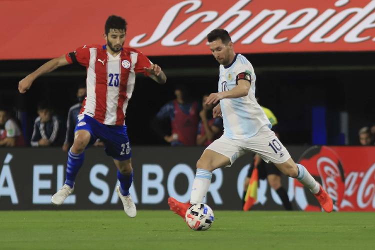  Argentina empató con Paraguay un partido complicado y sigue invicto en las eliminatorias