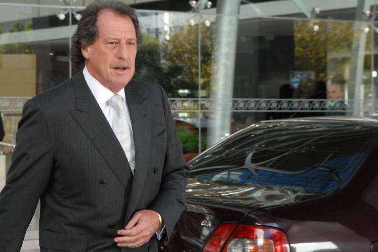 Murió el banquero Jorge Brito tras la caída de su helicóptero en Salta