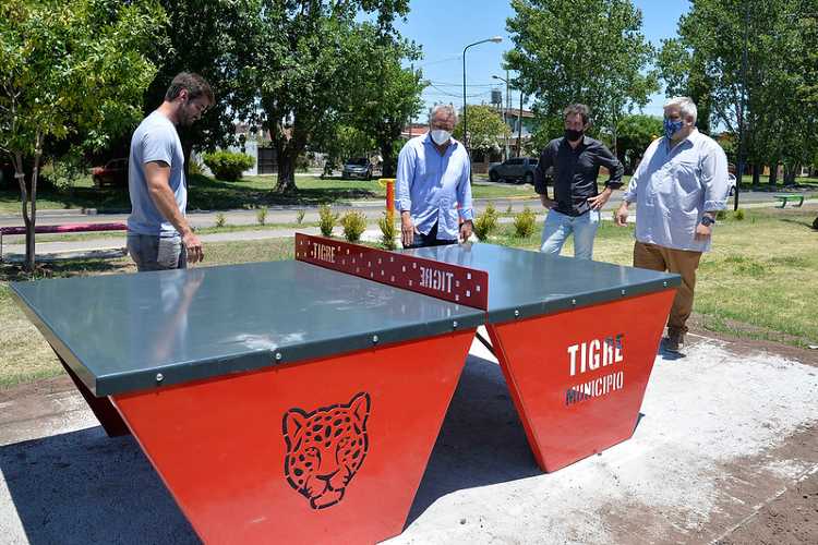 Julio Zamora monitoreó obras del Municipio en materia de deportes y educación Julio Zamora monitoreó obras del Municipio en materia de deportes y educación