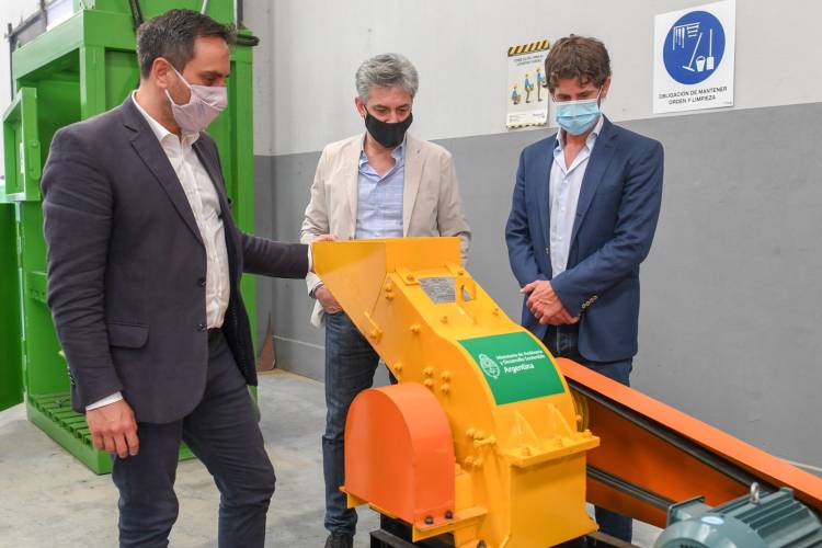 Andreotti y Cabandié presentaron las máquinas de la futura Planta de Reciclaje de San Fernando