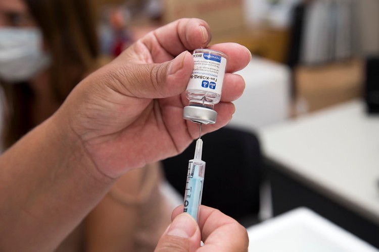 Los vecinos de San Isidro podrán anotarse para recibir la vacuna contra el Covid-19