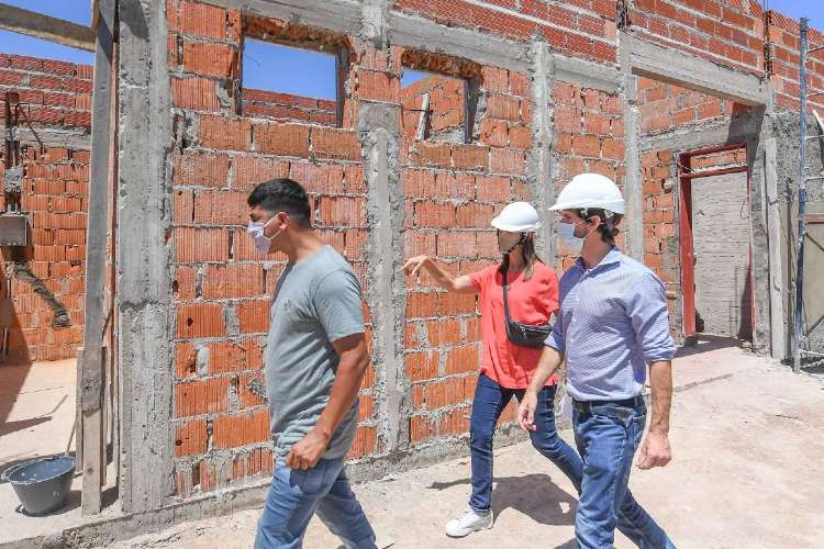 Juan Andreotti recorrió la obra del gran Parque que se construye donde fue entubado el zanjón Fate. Juan Andreotti recorrió la obra del gran Parque que se construye donde fue entubado el zanjón Fate.