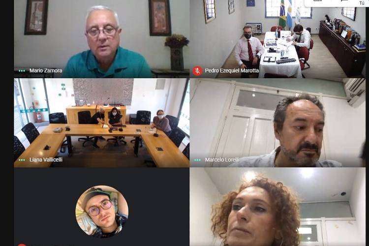 Tigre y Curitiba trabajan articuladamente en políticas públicas de desarrollo urbano Tigre y Curitiba trabajan articuladamente en políticas públicas de desarrollo urbano