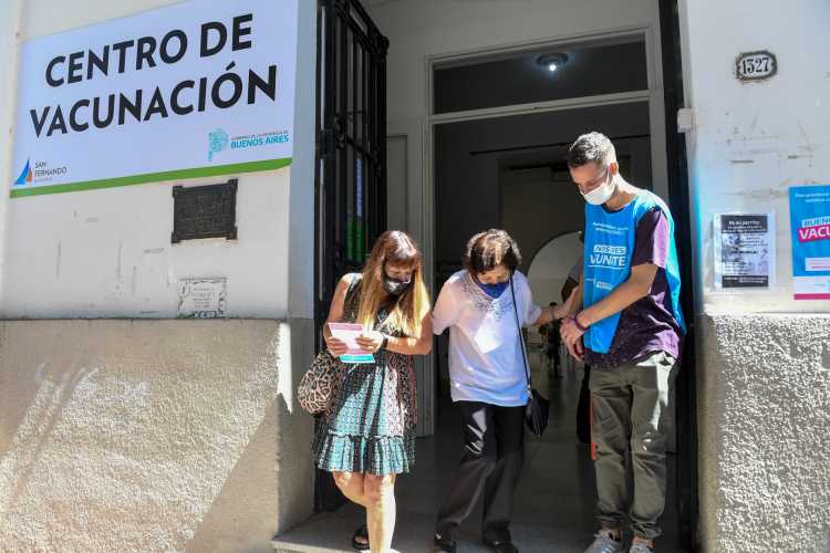 En San Fernando continúa la vacunación contra el covid-19