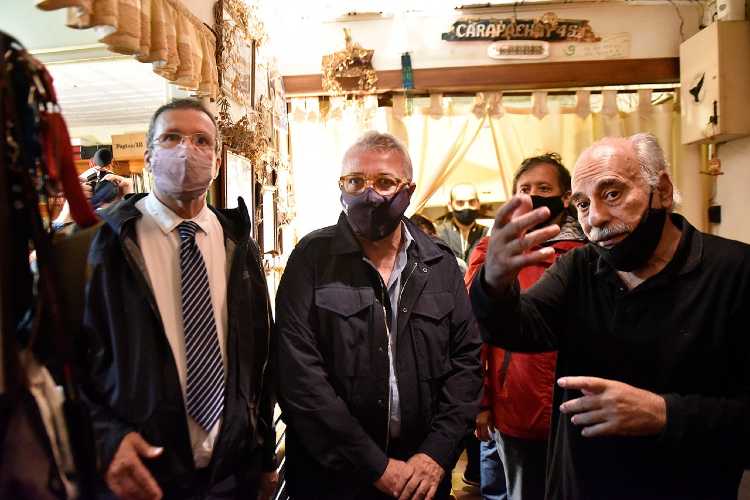 Julio Zamora y Tristán Bauer visitaron la casa donde vivió Rodolfo Walsh y acordaron impulsar actividades para difundir su obra 