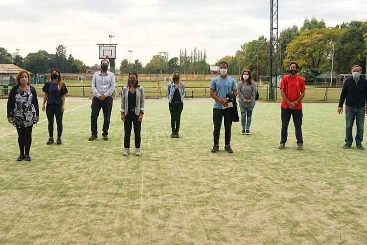 Concejales del FR Todos Tigre entregaron más de 1, 5 millones de pesos en subsidios a clubes de Tigre