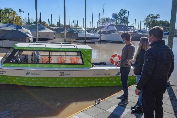 Juan Andreotti presentó una nueva lancha para asistir a los vecinos del Delta