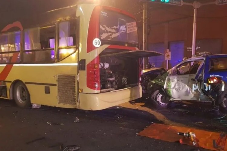 Tigre: Choque fatal entre un patrullero y un colectivo Tigre: Choque fatal entre un patrullero y un colectivo