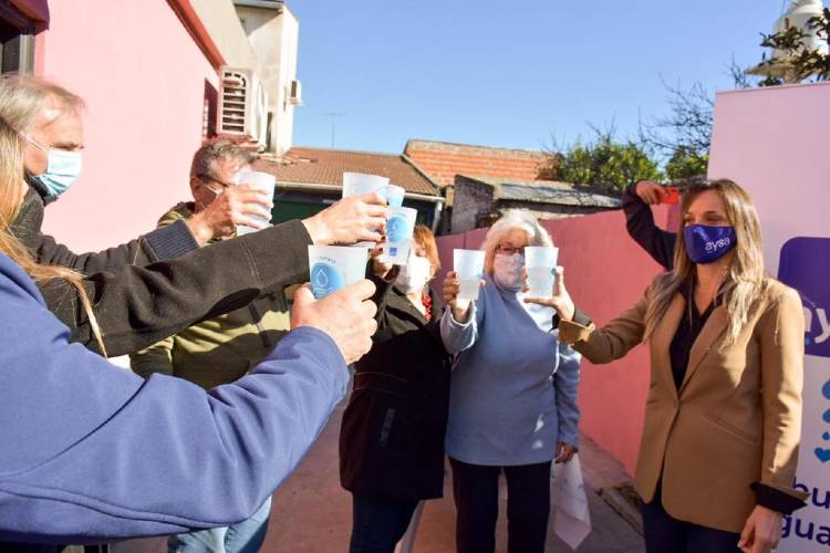 Tigre: Malena Galmarini inauguró una nueva red de agua potable para más de 7300 vecinos de los barrios La Bota y San Patricio