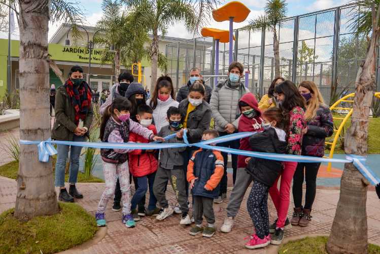 Juan Andreotti inauguró la Plaza del Barrio San Jorge en Virreyes