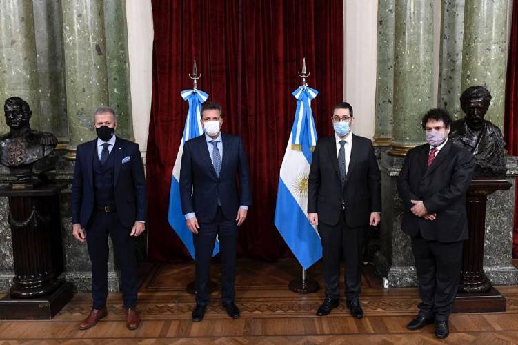 Sergio Massa recibió a entidades judías para anunciar el Congreso Latinoamericano contra el Terrorismo