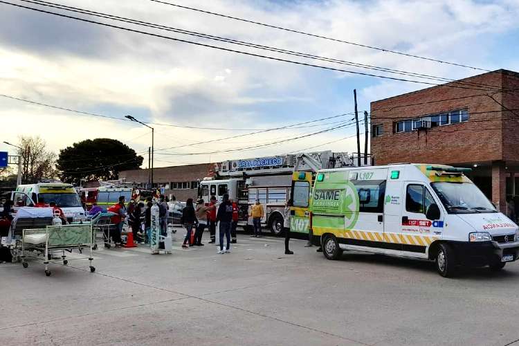 Un incendio en el Hospital de Pacheco provocó que varios pacientes fueran evacuados