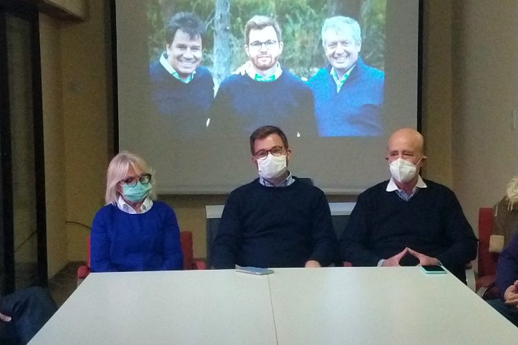 Nicolás Massot presentó su lista para competir como precandidato a concejal en Tigre Nicolás Massot presentó su lista para competir como precandidato a concejal en Tigre