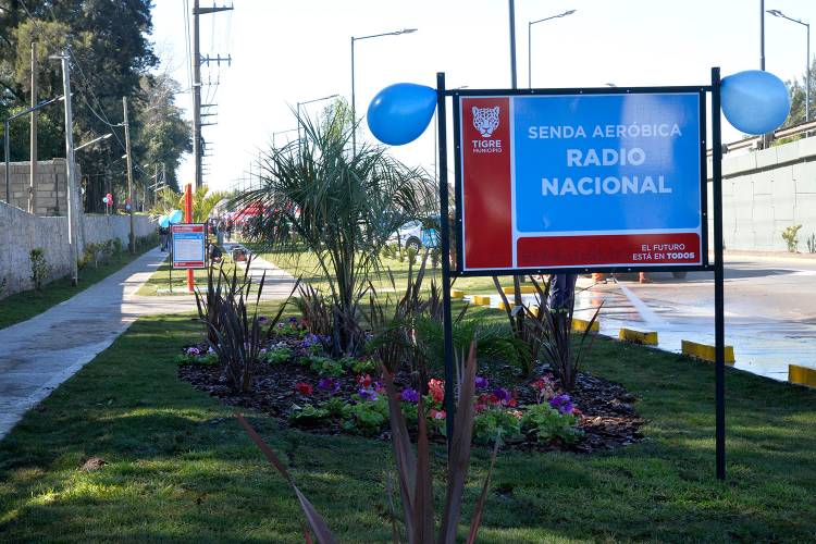 Julio Zamora inauguró la senda aeróbica “Radio Nacional” renovado por el Municipio de Tigre