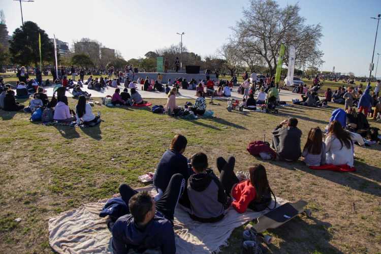 Vicente López festeja el día de la primavera con un evento gratuito en el Paseo de La Costa