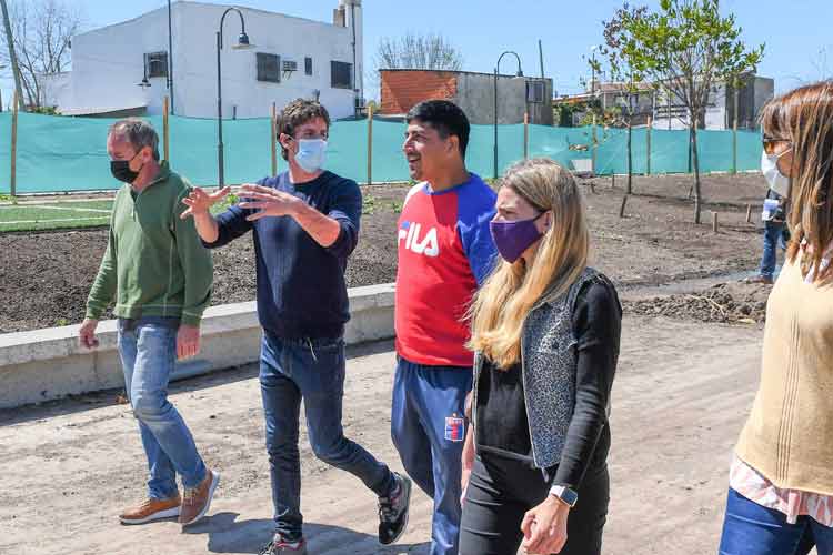 Avanza la obra del parque del barrio Fate, donde antes había un zanjón Avanza la obra del parque del barrio Fate, donde antes había un zanjón