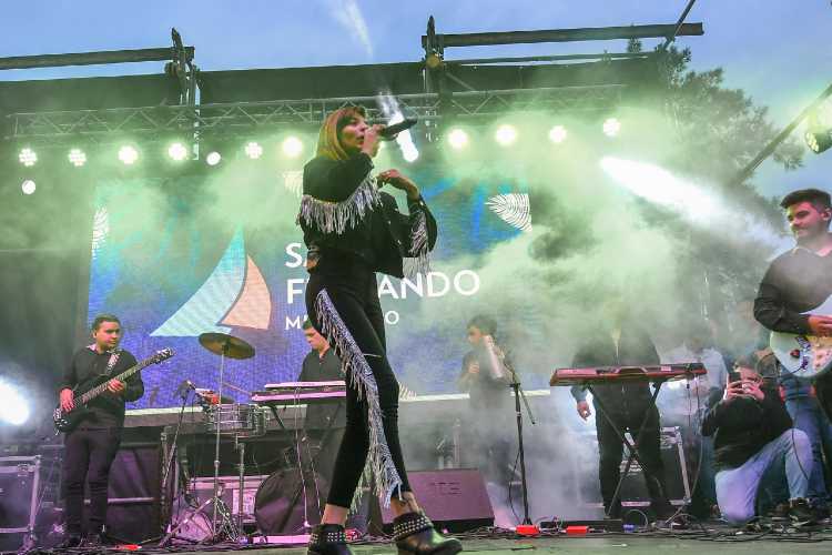 Miles de vecinos disfrutaron del Festival Tropical en San Fernando