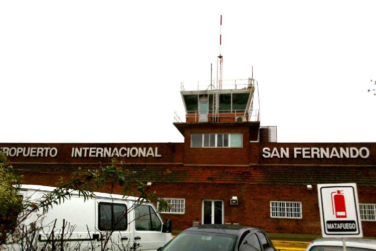 Instalaron un nuevo sistema de navegación aérea en el aeropuerto de San Fernando