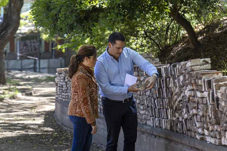 Avanzan las tareas de restauración en la plaza Mitre de San Isidro