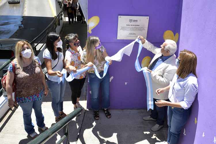 En Tigre homenajean a Carolina Aló con un mural 