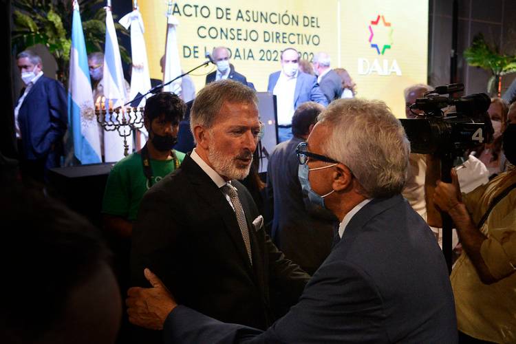 Julio Zamora acompañó la asunción del nuevo Consejo Directivo de la DAIA, presidido por Jorge Knoblovits