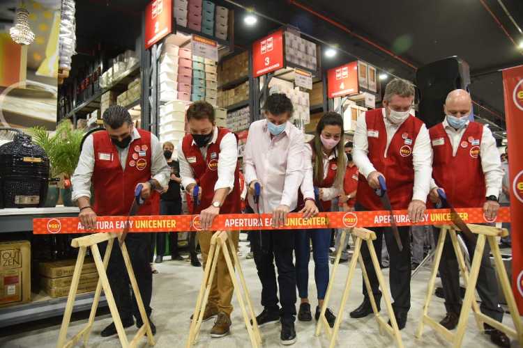 Easy inauguró su nuevo local en Unicenter Easy inauguró su nuevo local en Unicenter