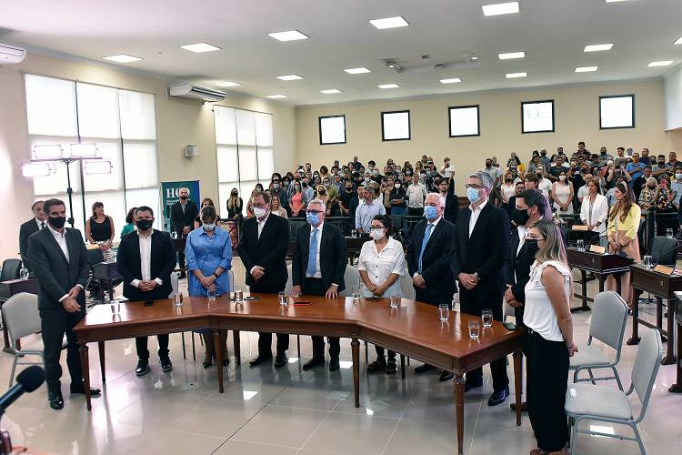 Tras la jura de los nuevos Concejales, Segundo Cernadas volvió a la Presidencia del HCD de Tigre