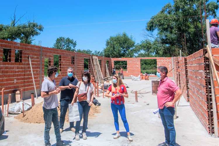Juan Andreotti visitó las obras de renovación de la Escuela Técnica N°1 de Islas del Delta