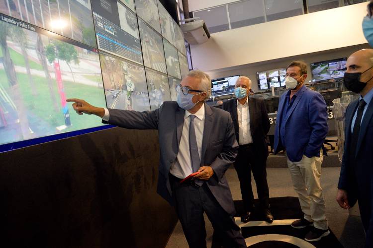  Julio Zamora recibió al Jefe de Seguridad de la Embajada de Israel en el marco de una capacitación al personal policial de Tigre