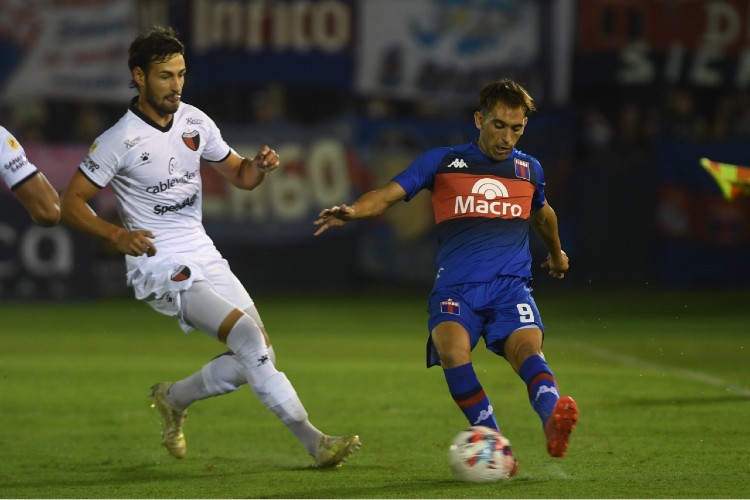 Tigre venció a Colón y desplazó a Boca de los puestos de clasificación en la Liga Profesional