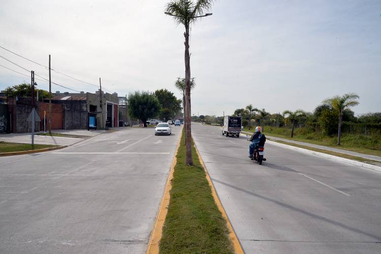 Zamora, Andreotti y Gabriel Katopodis recorrieron la renovada Av. Juan B Justo (ex 197) Zamora, Andreotti y Gabriel Katopodis recorrieron la renovada Av. Juan B Justo (ex 197)